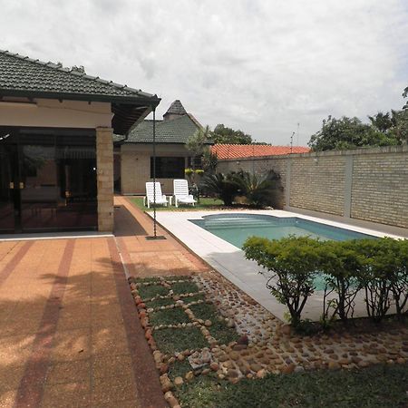 Hotel Las Residentas Luque Eksteriør billede